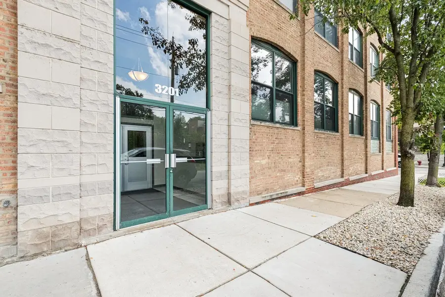 3201 N Ravenswood Avenue #301, Chicago, IL 60657 - Image #3