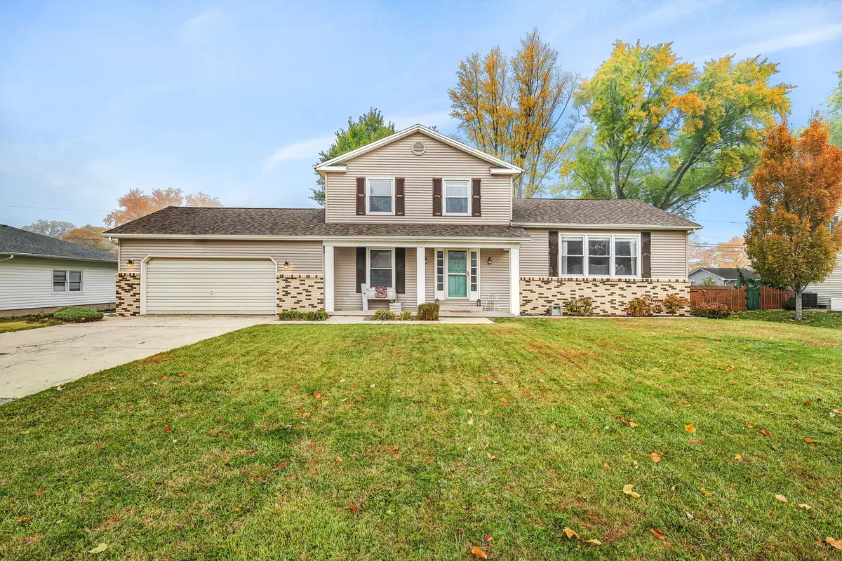 18 Old Orchard Lane, Streator, IL 61364 - Image #1