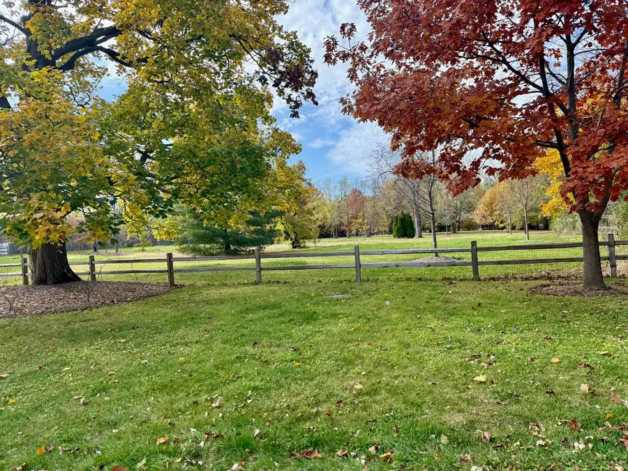 46 Shawnee Lane, Lake Forest, IL 60045 - Image #3