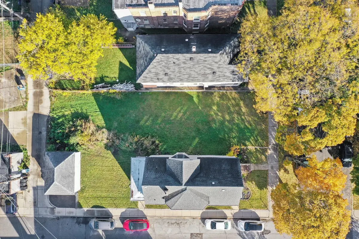 11442 S Prairie Avenue, Chicago, IL 60628 - Image #1