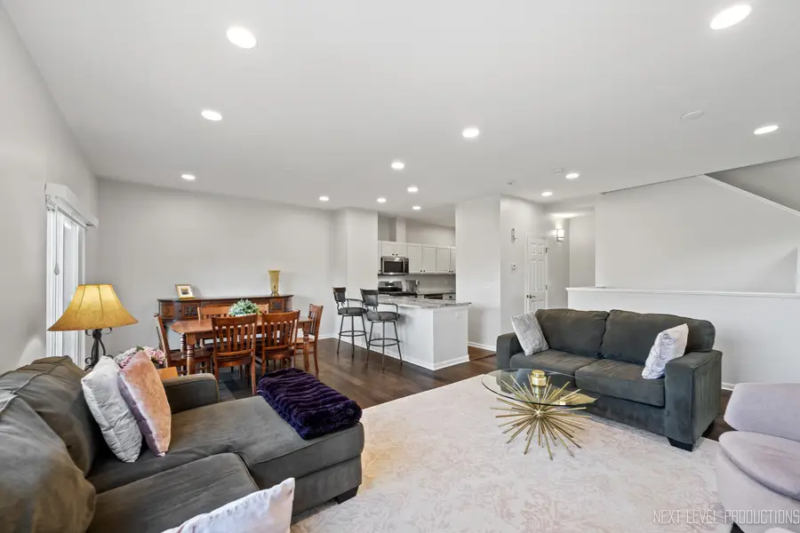 479 River Bend Road #111, Naperville, IL 60540 - Image #3