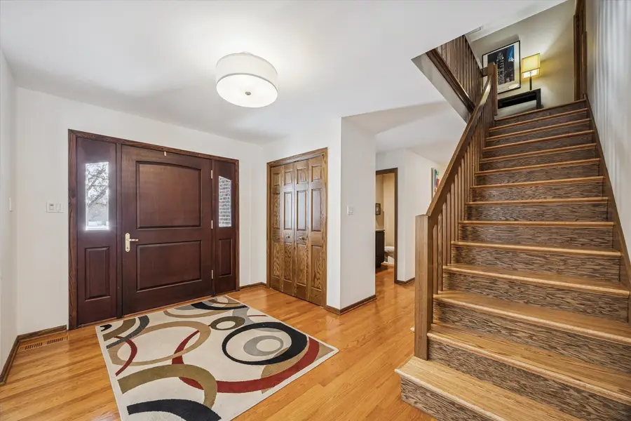 7612 Ridgewood Lane, Burr Ridge, IL 60527 - #2