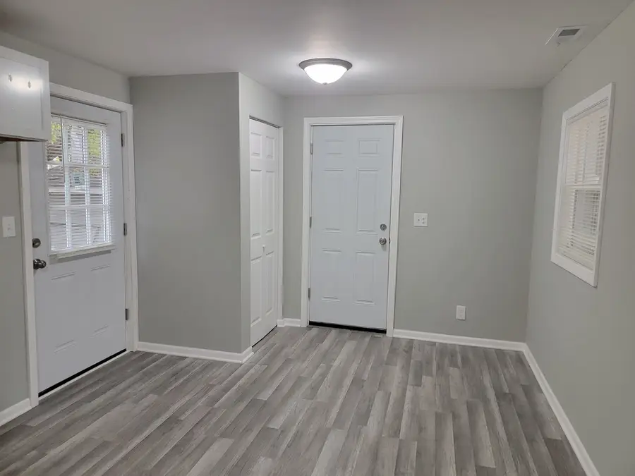 1718 Knoll Avenue, McHenry, IL 60050 - Image #2