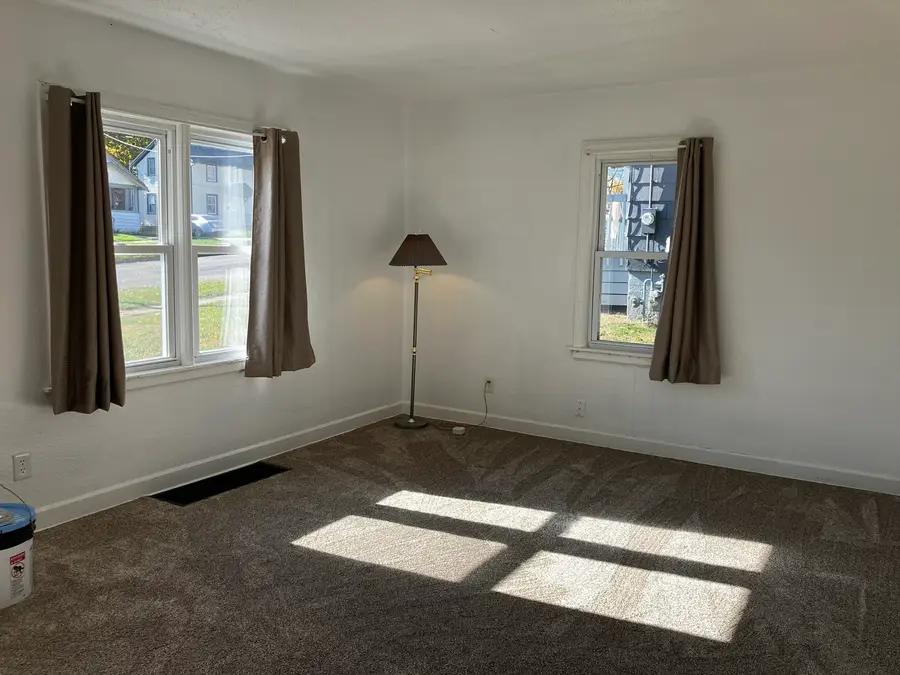 2315 Green Street, Rockford, IL 61102 - Image #2