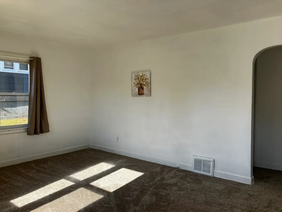 2315 Green Street, Rockford, IL 61102 - Image #3