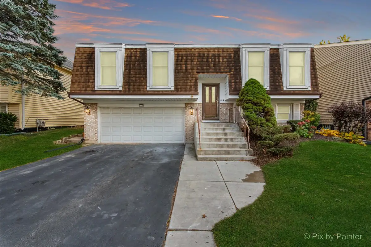 1125 Darby Lane, Roselle, IL 60172 - Image #1