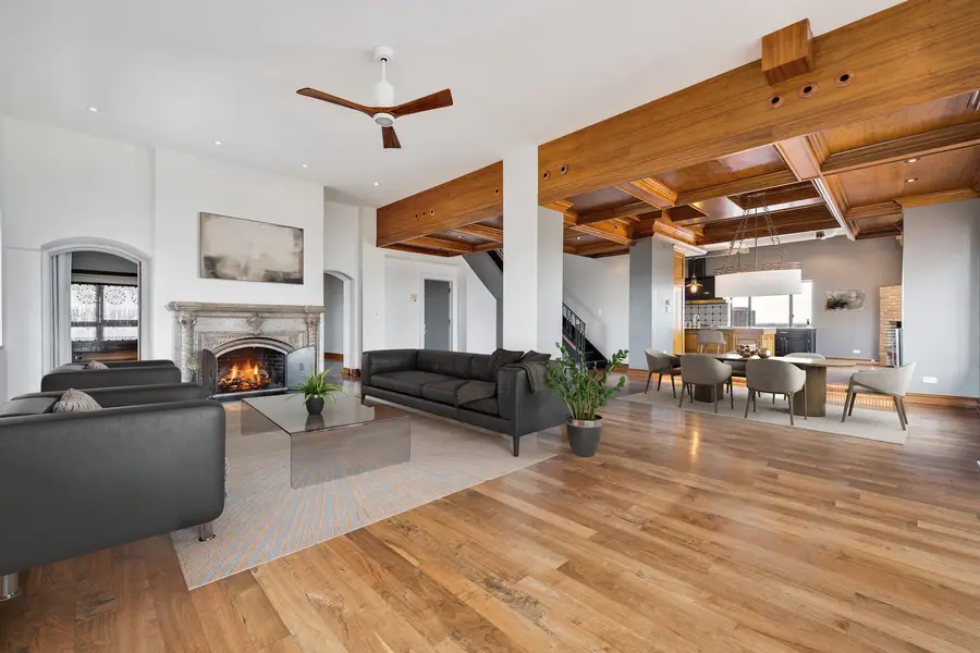 707 W Junior Terrace #PH-12, Chicago, IL 60613 - Image #3