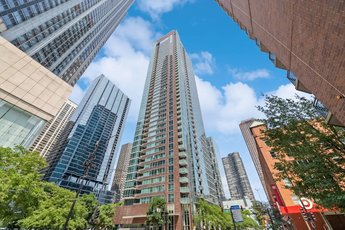 505 N Mcclurg Court #1602, Chicago, IL 60611 - Image #1