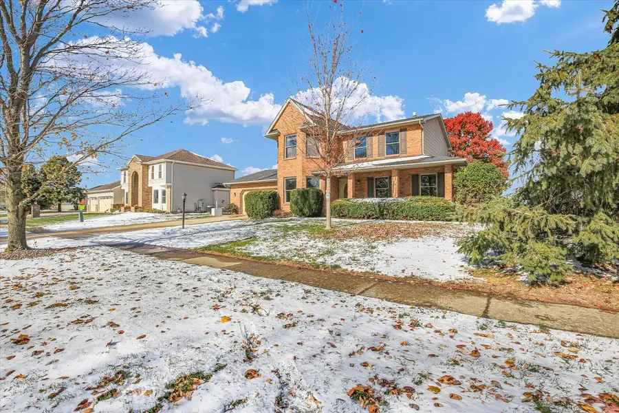 808 Lakeshore Drive, Tuscola, IL 61953 - Image #3