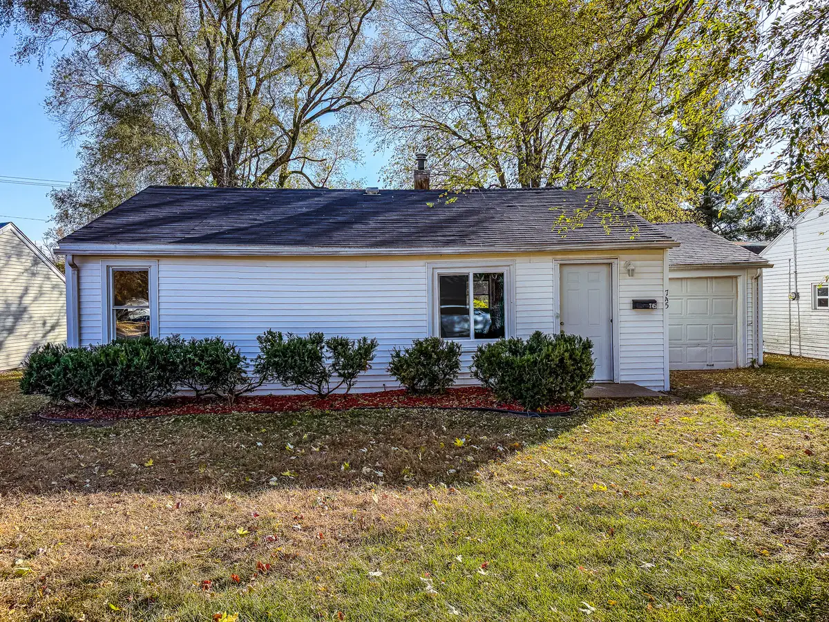745 E Oak Street, Watseka, IL 60970 - Image #1