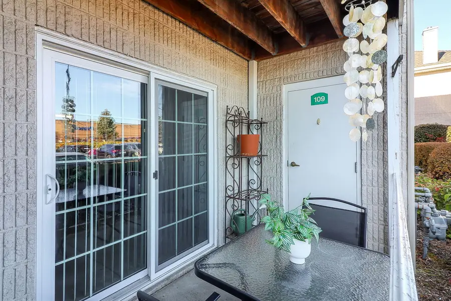 726 N Gary Avenue #109A, Carol Stream, IL 60188 - Image #2