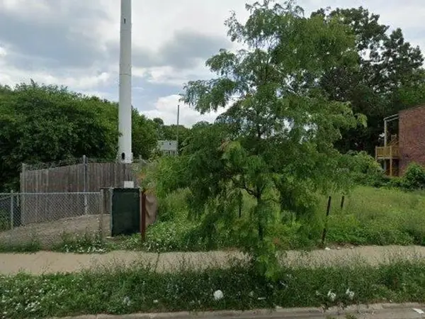 6823 S State Street, Chicago, IL 60637