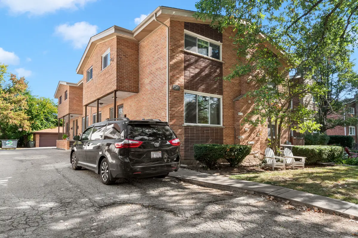 249 S Vine Avenue #B, Park Ridge, IL 60068 - Image #1