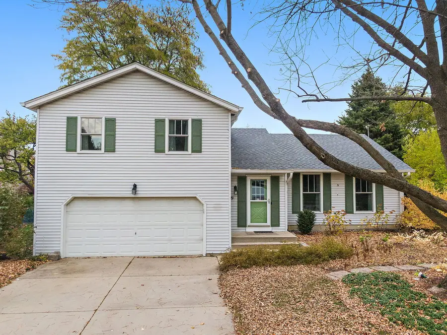 517 Sheffield Road, Naperville, IL 60565 - Image #3