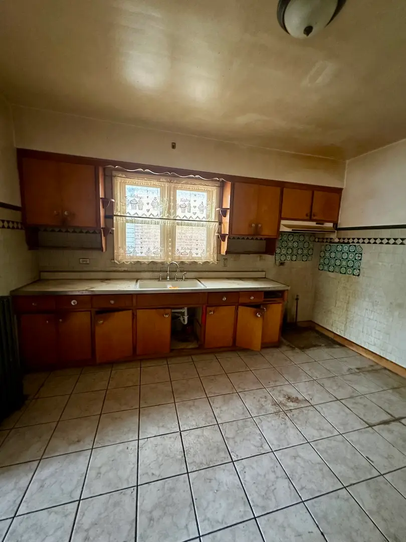 5435 W Melrose Street, Chicago, IL 60641 - Image #3