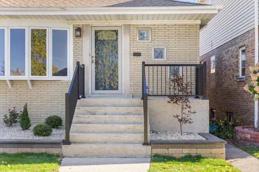 5427 S Newcastle Avenue, Chicago, IL 60638 - Image #3