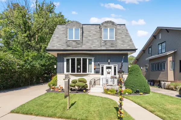 5706 N New Hampshire Avenue, Chicago, IL 60631