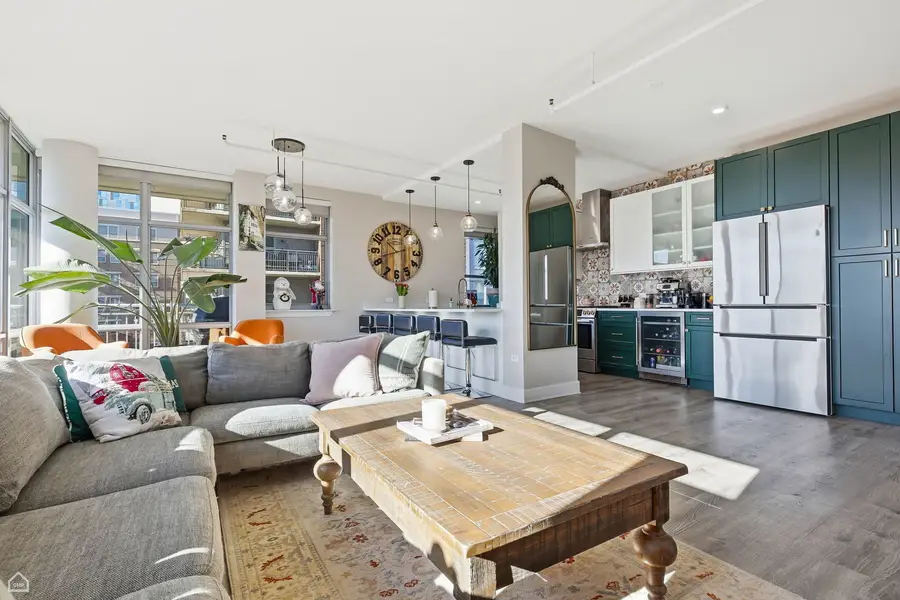 Address Withheld By Seller, Chicago, IL 60610 - Image #2