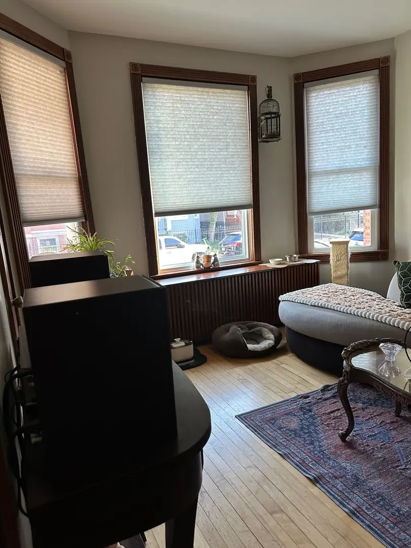 2946 N Lawndale Avenue, Chicago, IL 60618 - Image #2