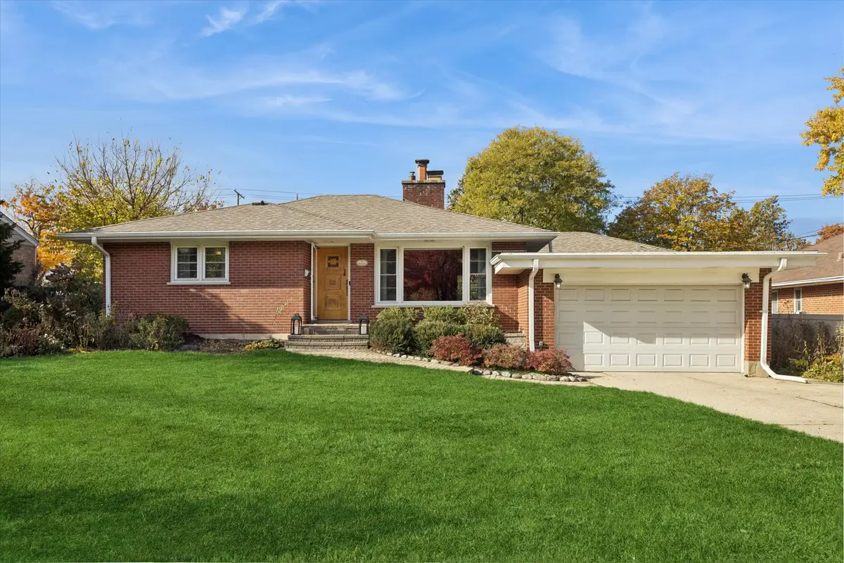 31 E Washington Boulevard, Lombard, IL 60148 - Image #1