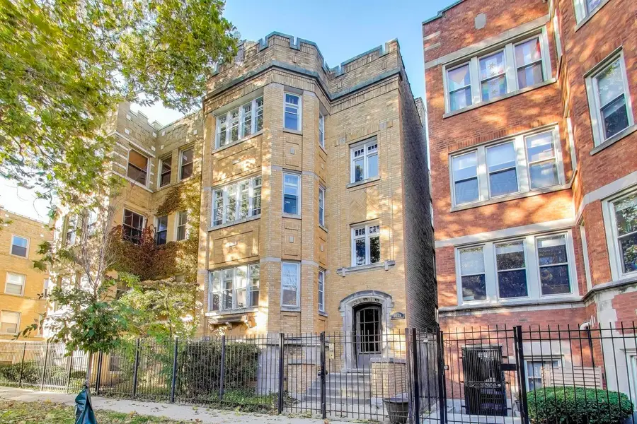 1628 W Columbia Avenue #3, Chicago, IL 60626 - Image #2