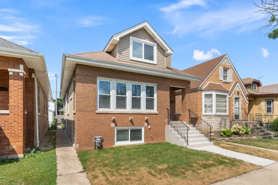 4230 N Monitor Avenue, Chicago, IL 60634 - Image #2