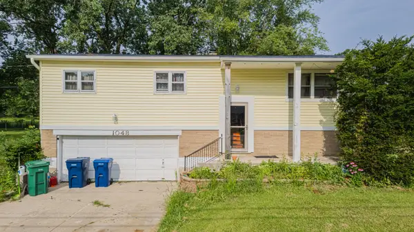 1048 Belle Plaine Avenue, Gurnee, IL 60031