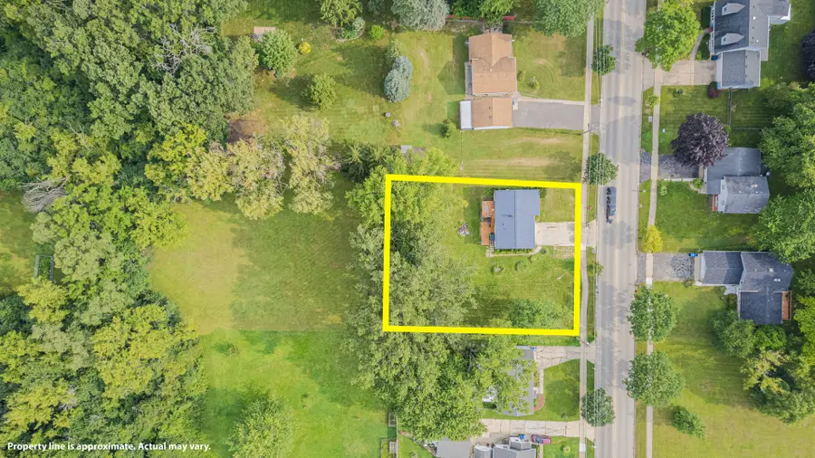 1048 Belle Plaine Avenue, Gurnee, IL 60031 - Image #3