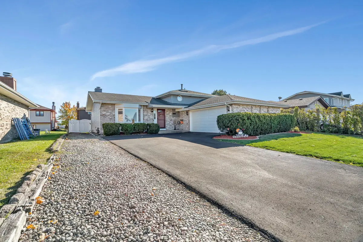 20107 Arroyo Avenue, Lynwood, IL 60411 - Image #1