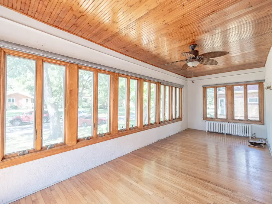 10735 S Prospect Avenue, Chicago, IL 60643 - Image #2