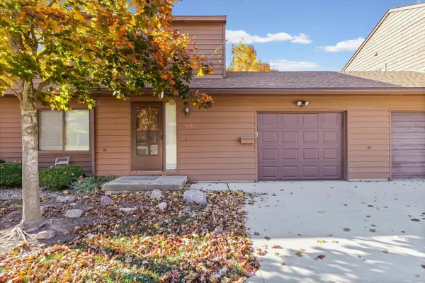 2113 Sunview Drive #2113, Champaign, IL 61821