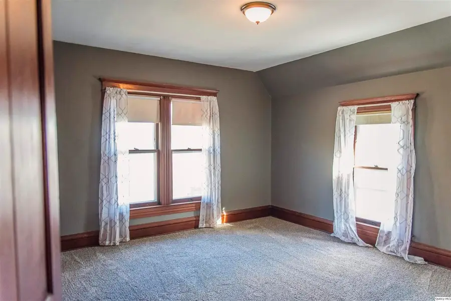 512 Madison, Quincy, IL 62301 - Image #2