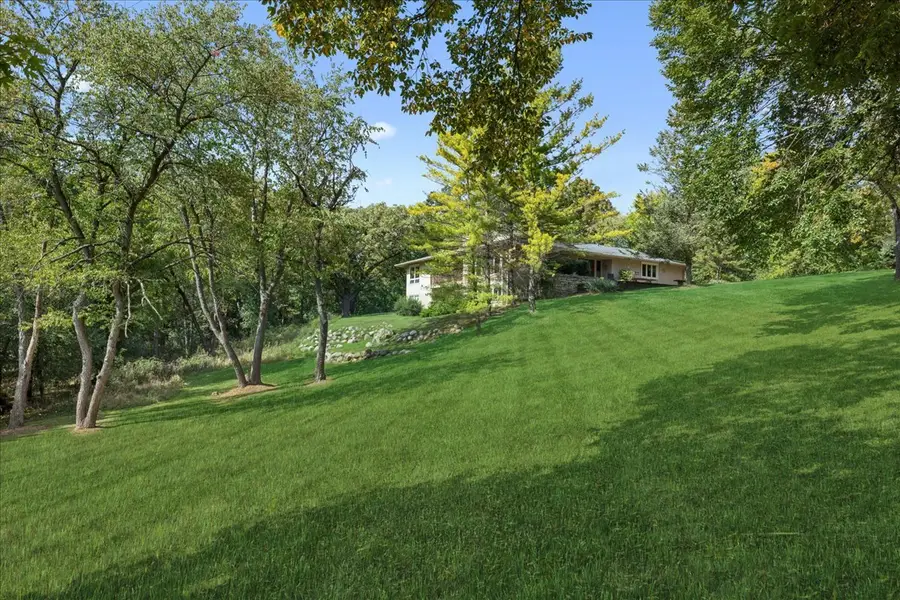 25146 N West Tower Drive, Tower Lakes, IL 60010 - Image #3