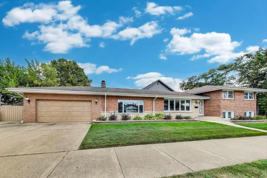 2121 W Sibley Street, Park Ridge, IL 60068 - Image #2