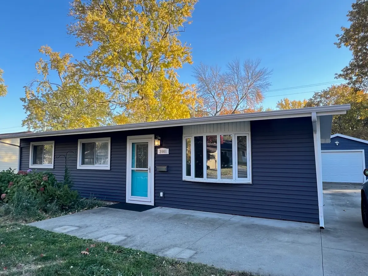 2001 E Country Squire Drive, Urbana, IL 61802 - Image #1