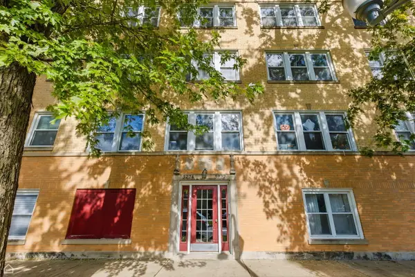 3222 W Berteau Avenue #2, Chicago, IL 60618