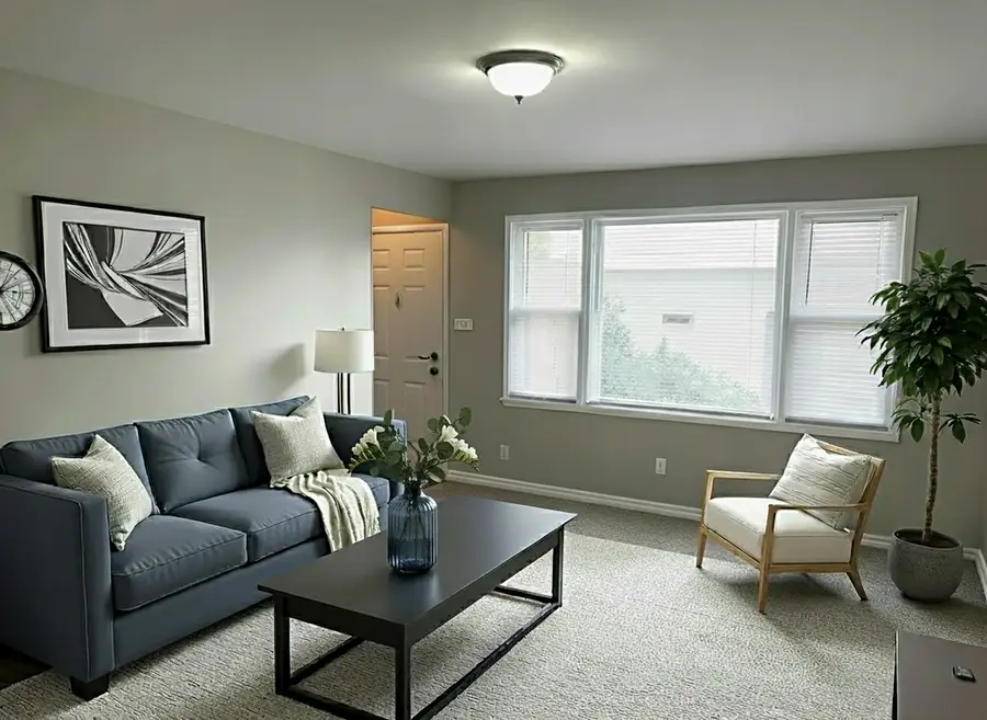 856 Mackinaw Avenue, Calumet City, IL 60409 - Image #2