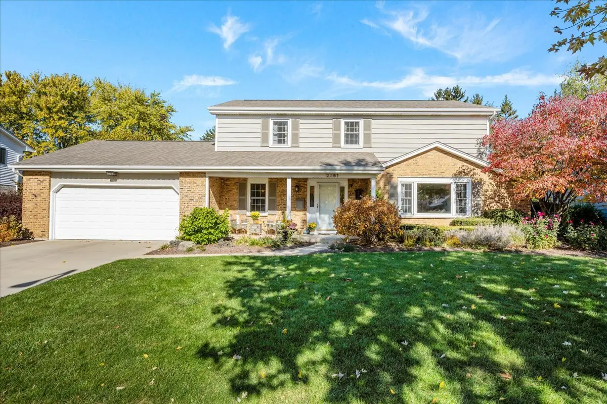 2351 Tanglewood Drive, Aurora, IL 60506 - Image #1
