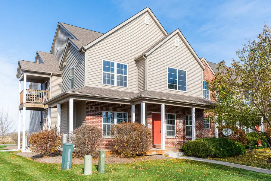 639 Stonegate Drive, Sycamore, IL 60178 - Image #2