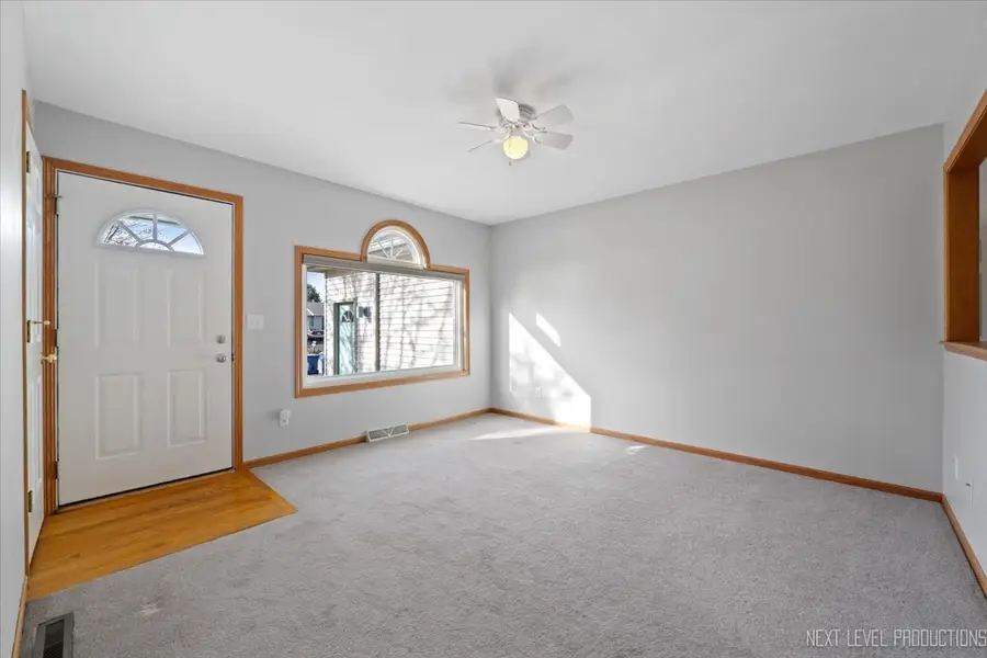 1146 Quail Run, Dekalb, IL 60115 - Image #3