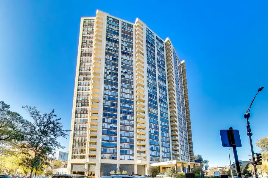 3930 N Pine Grove Avenue #2912, Chicago, IL 60613 - Image #3