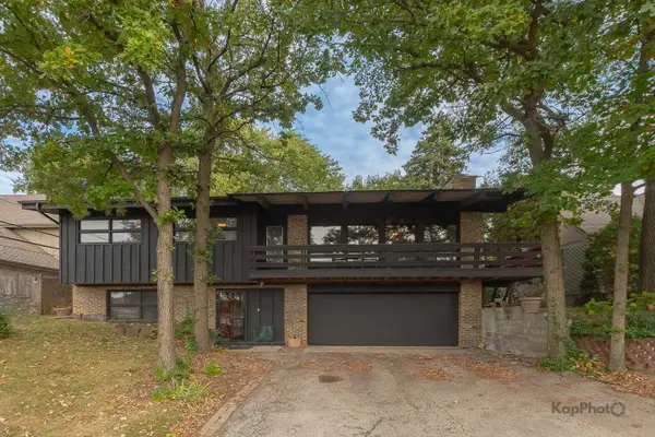 5810 W 97th Street, Oak Lawn, IL 60453