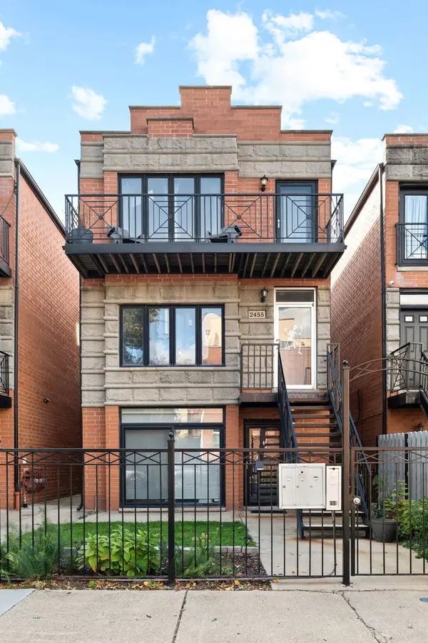 Address Withheld By Seller, Chicago, IL 60612