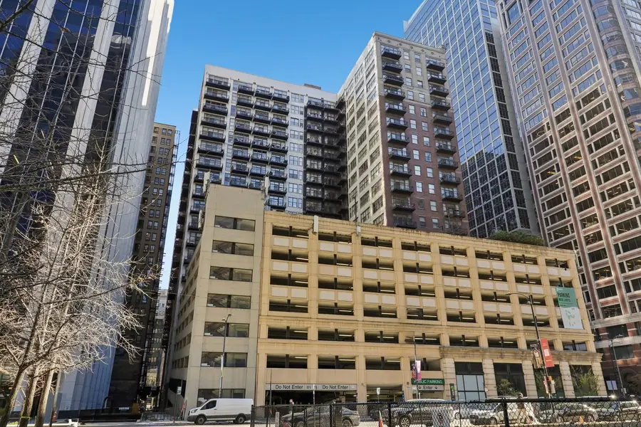 208 W Washington Street #1010, Chicago, IL 60606 - Image #2