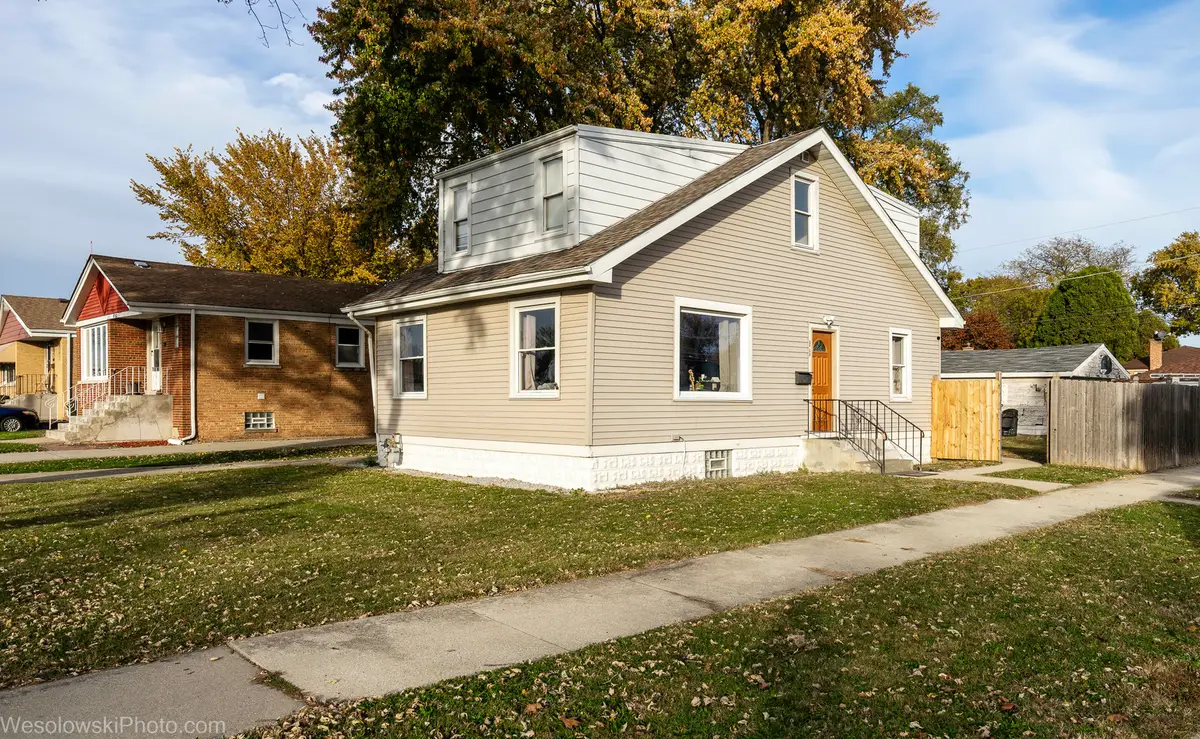 8759 S Troy Avenue, Evergreen Park, IL 60805 - Image #1