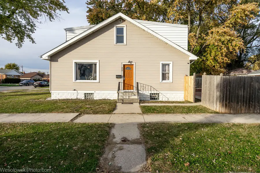 8759 S Troy Avenue, Evergreen Park, IL 60805 - Image #3
