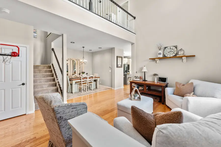 3024 Langston Circle, Saint Charles, IL 60175 - Image #3