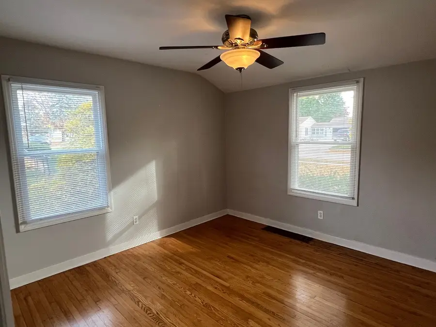 3906 Abbotsford Road, Rockford, IL 61107 - Image #3