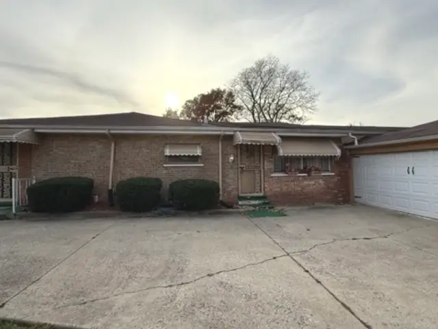 2732 Circle Drive, Markham, IL 60428 - Image #3