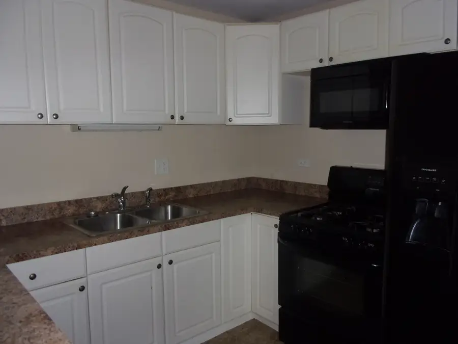 9S110 S Frontage Road #205, Willowbrook, IL 60527 - Image #3